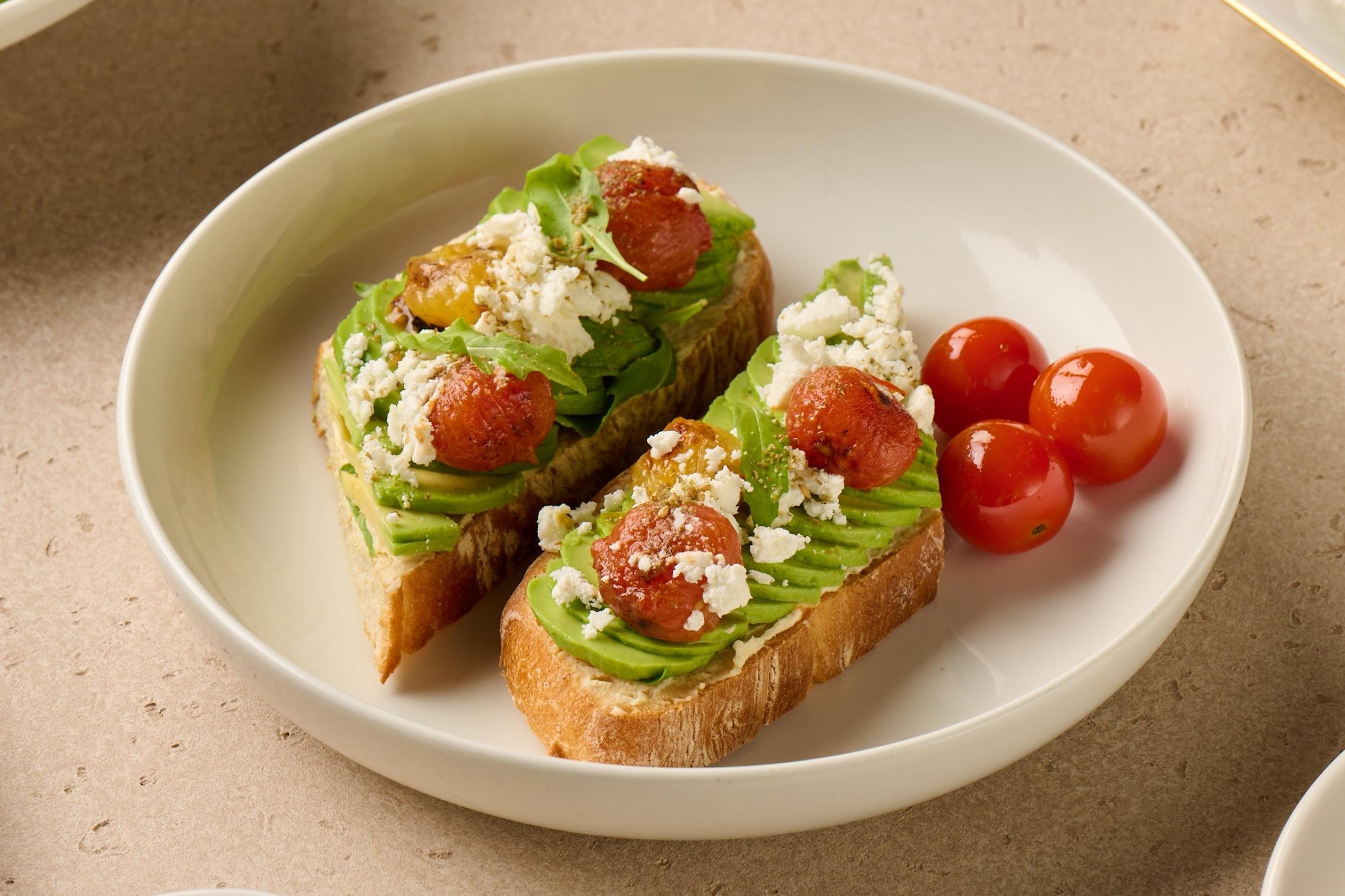 HUMMUS AVOCADO TOASTIE